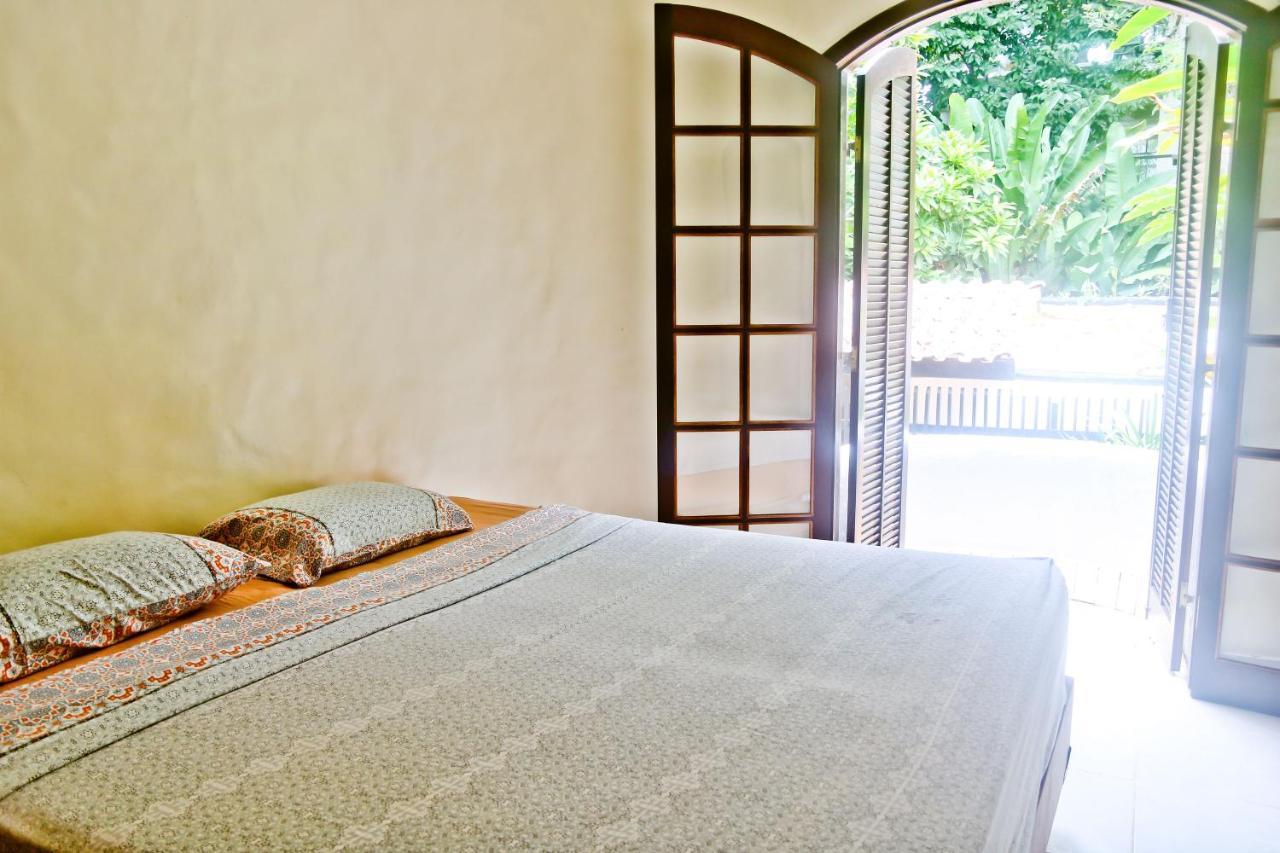 Bed and Breakfast Casa Mani Ubatuba Esterno foto
